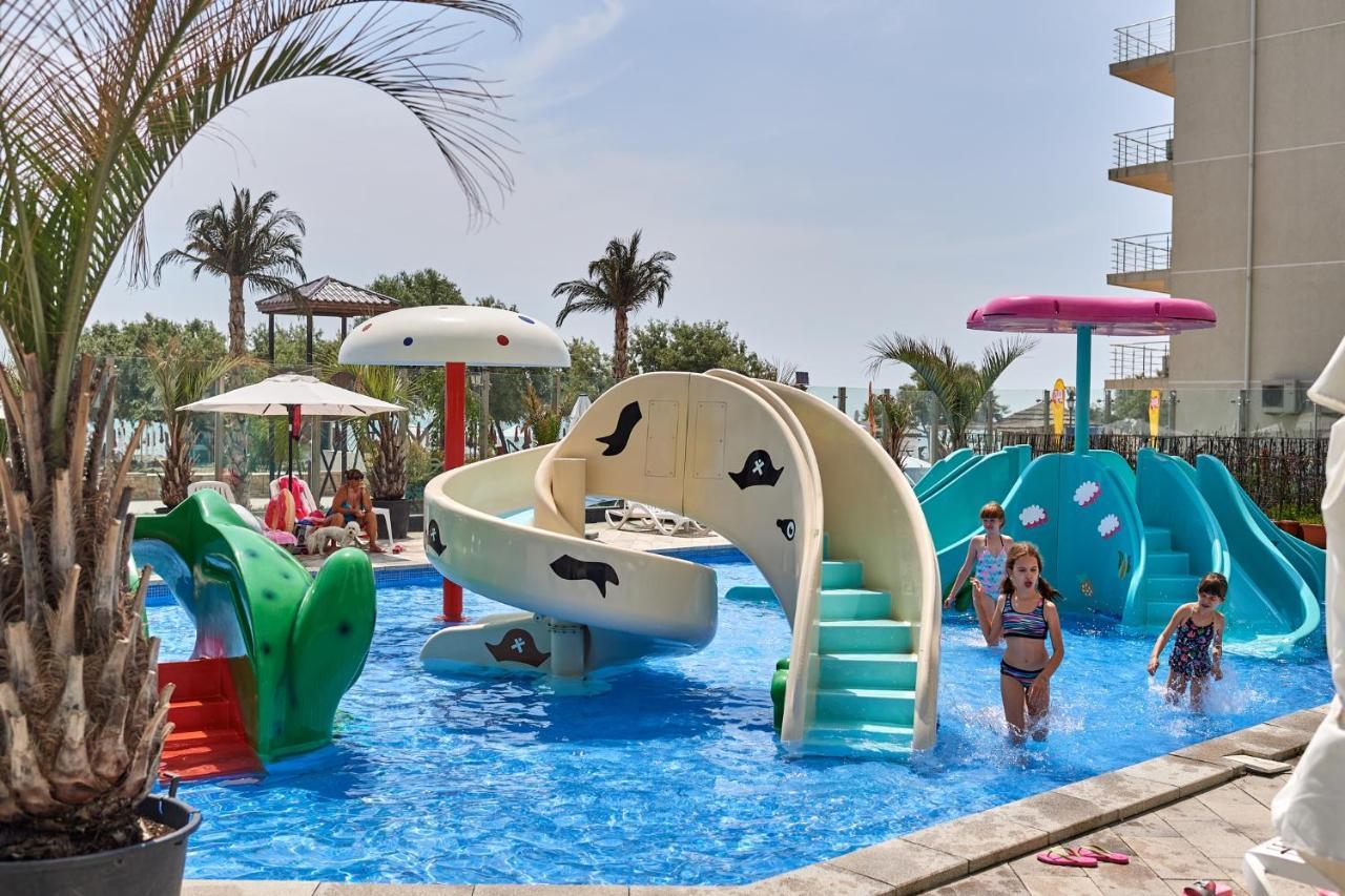 San Francisco Aparthotel Pool & Spa Mamaia Nord Năvodari Eksteriør billede